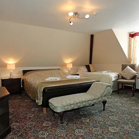 The George Hotel-2