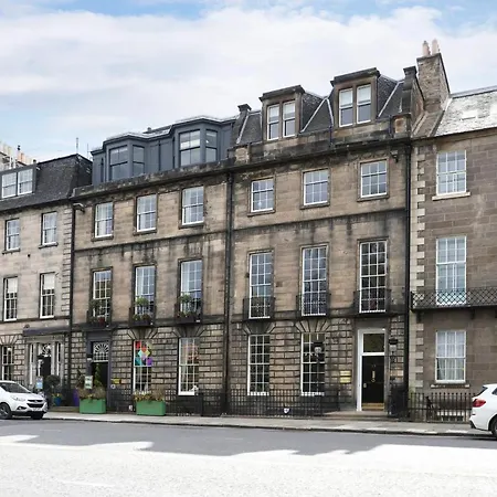 29 Queen Street-3