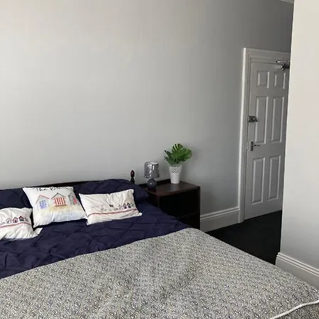 Greyfriars Guest House-3