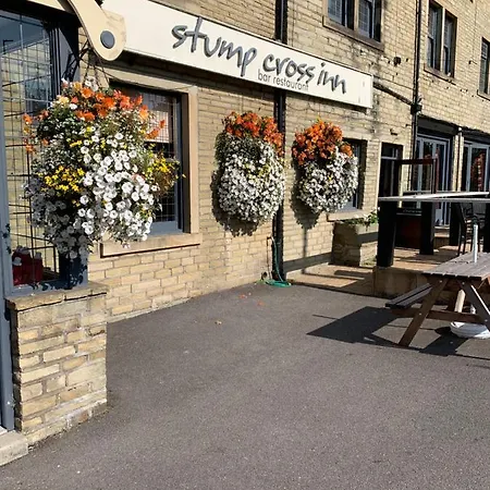 Stump Cross Inn-2