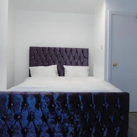 Luxurious Stay-3