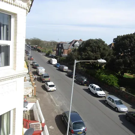 Silverstone House-2