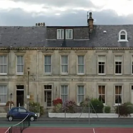 Eglinton Guest House-2