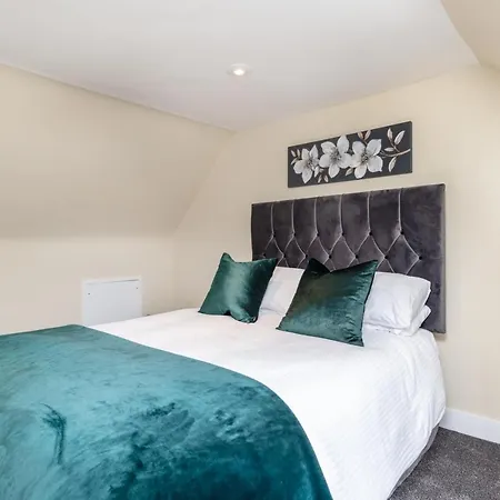 The Green Inn Rooms-3