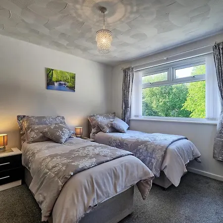 Upton Village Guest House-2