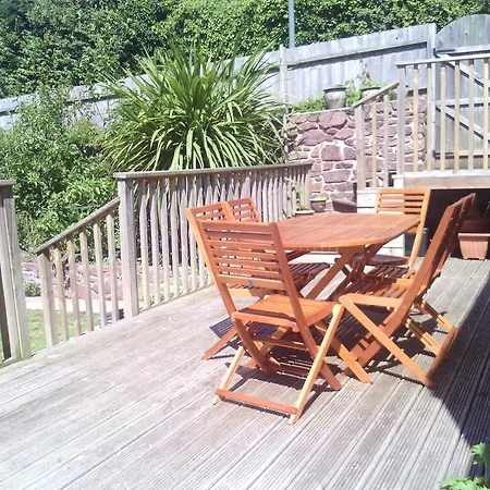 Yew Tree House-3