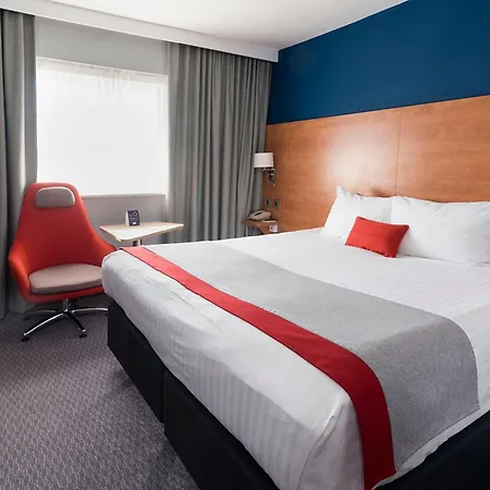 Holiday Inn Express Birmingham Star City By Ihg-3