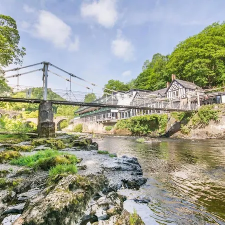 The Chainbridge Hotel-3