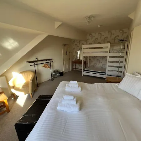 Melton Guest House-2