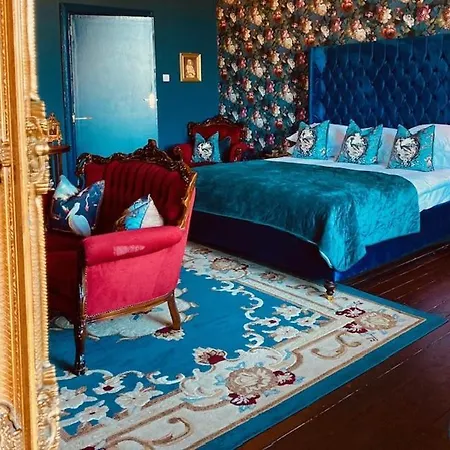 Mollys Boutique Hotel-2