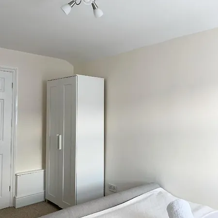 Cardiff Home-2