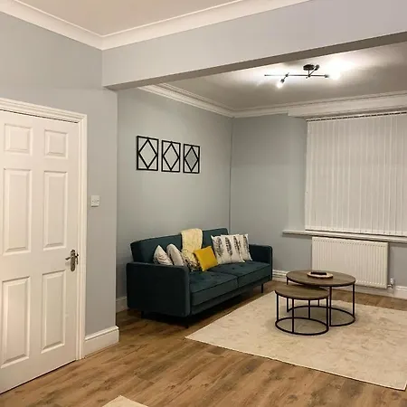 Cardiff Home-3