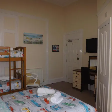 The Edenhurst Guesthouse-3