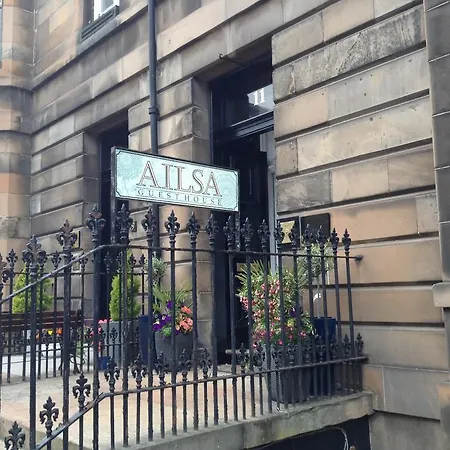 Ailsa Guest House-3