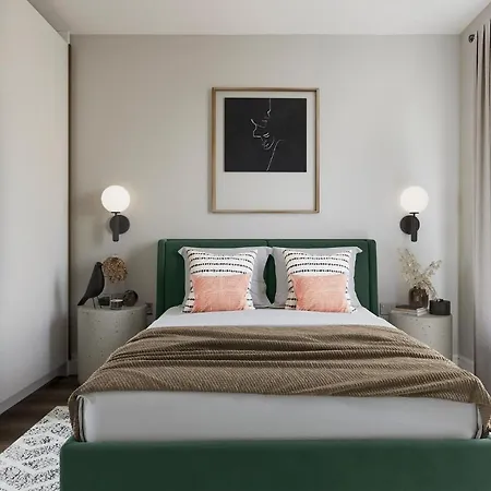 Incredible Private Rooms In A Fully Serviced House Next To City Centre With Free Parking-3