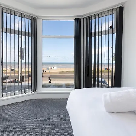 Blackpool Resort Hotel-2