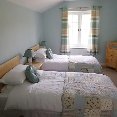 Pump Cottage-2