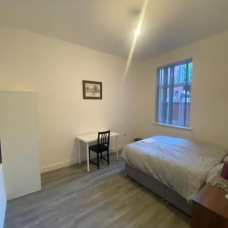 Luxury Fully Furnished Bedroom-3