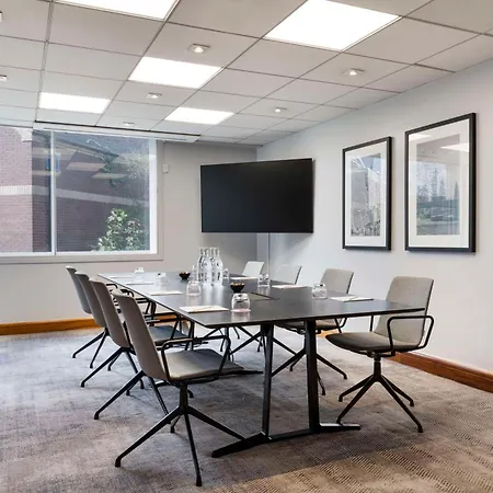 Radisson Hotel And Conference Centre London Heathrow-3