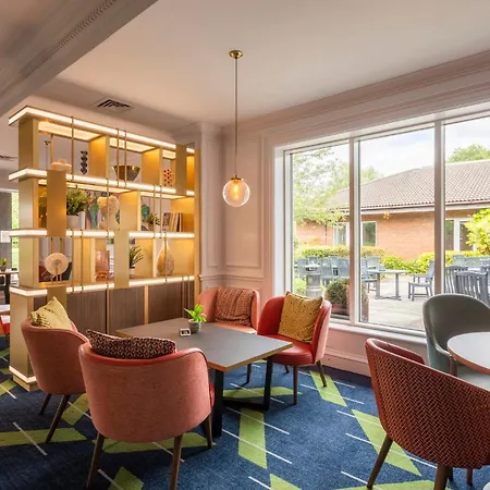 Holiday Inn Guildford By Ihg-2