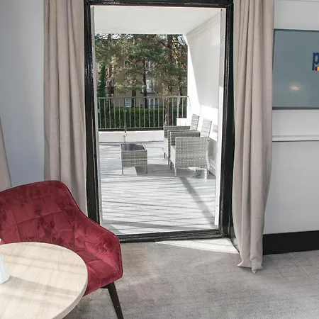 Park Inn By Radisson Bournemouth-3