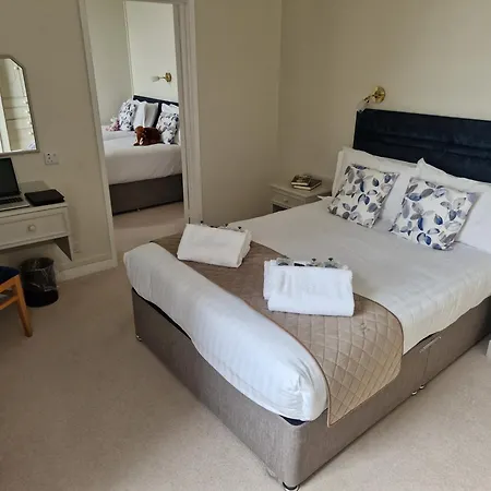 Redcliffe Hotel-3