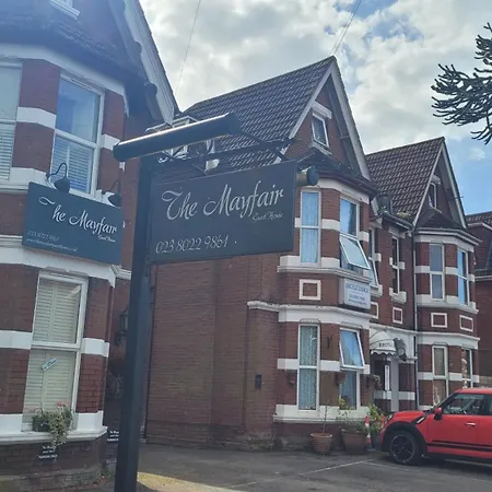 The Mayfair Guest House Self Catering-3