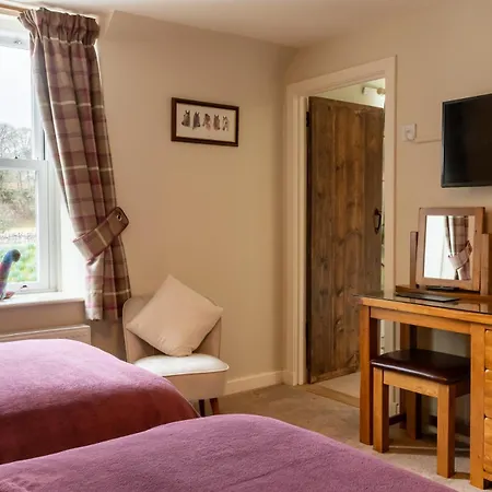 Bridgend House B&B-3