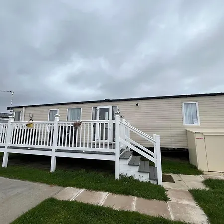 Heron 41: Beachside Pet-Friendly Retreat at California Cliffs-3