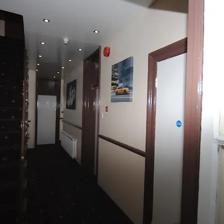 Tony'S House Hotel-2