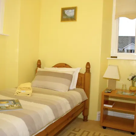 Adam Place Guest House-2