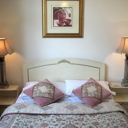 The Dial House Guest House-2