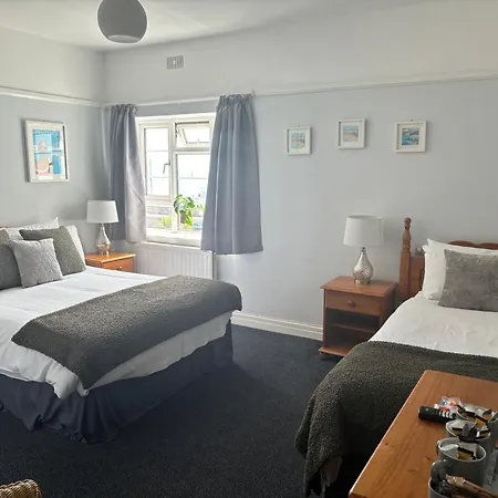 The Yacht Inn-3