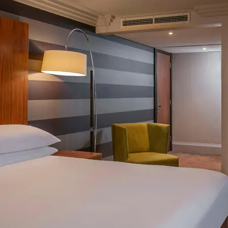 Doubletree By Hilton Stratford-Upon-Avon, United Kingdom-2