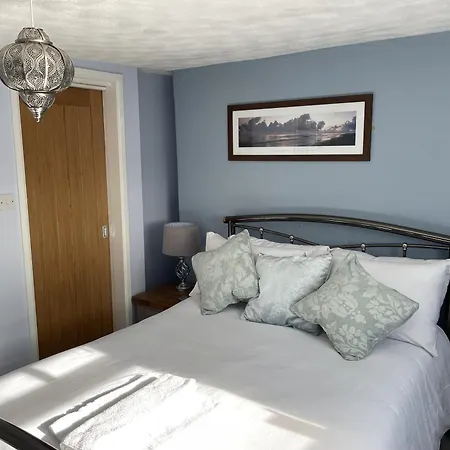 Lantana Guest House-2