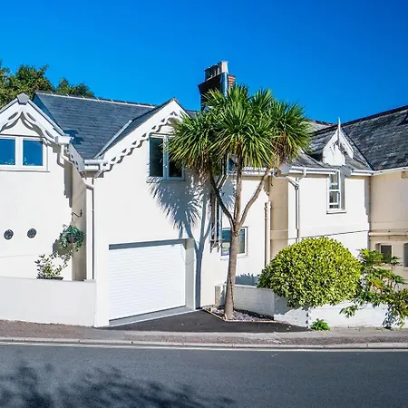 Westwood Guest House-3
