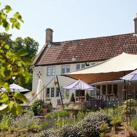 The Wheatsheaf Combe Hay-2