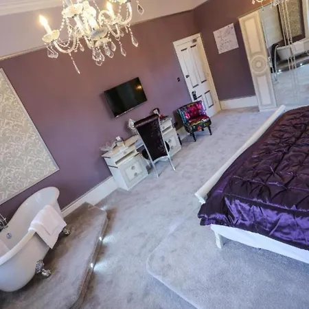 Derby Manor-3