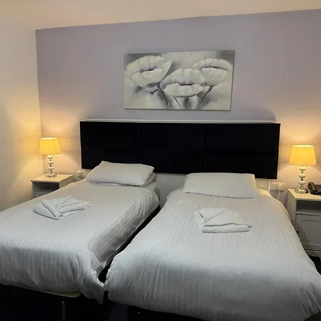 The County Hotel-2