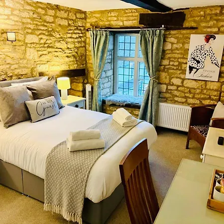 The Kings Arms Hotel-2