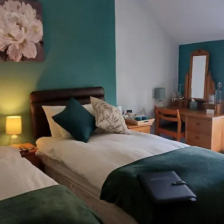 Glan Heulog Guest House-3