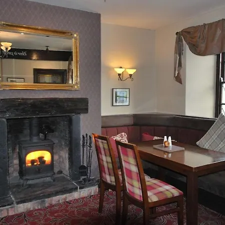 The Punchbowl Country Inn-3