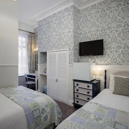 The Wescoe Guesthouse-3