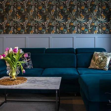 1 Bed House At Velvet Serviced Accommodation Swansea With Free Parking & Wifi - Sa1-3