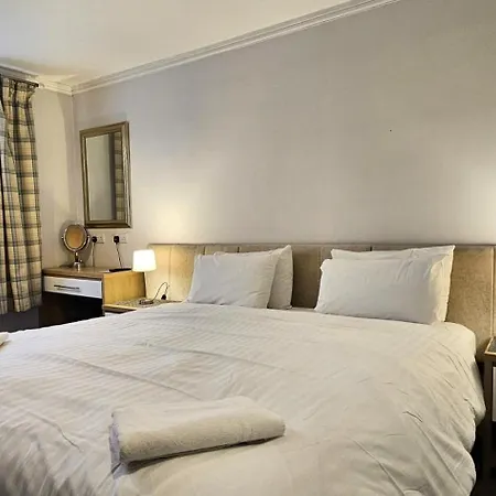 Dukes Folly Hotel-2