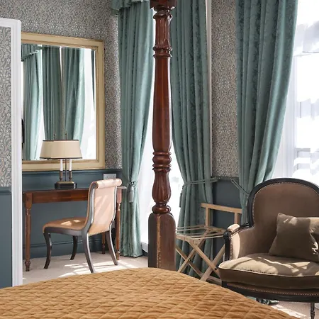 Royal Hotel-3