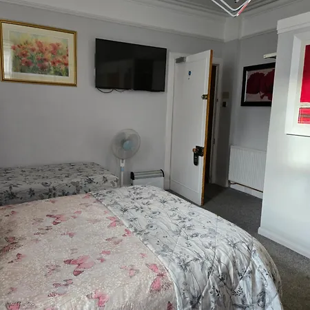 Ivanhoe Guest House-3