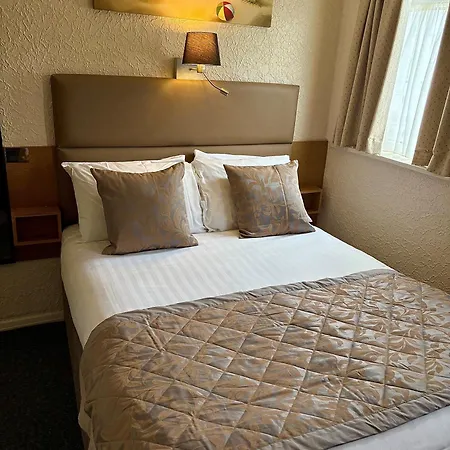 Clifton Court Hotel-3