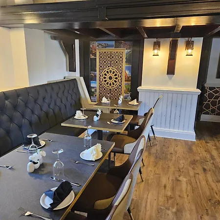 Langley Inn-3