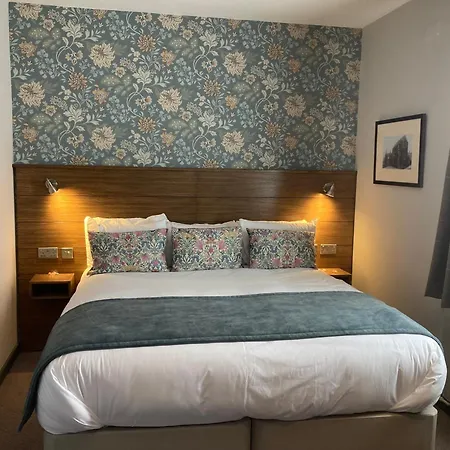 The Abbey Inn-3